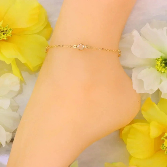 Minimalist Anklet, Sleek & Modern Design, Women’s Fashion, YC110312-A - Picture 10 of 10